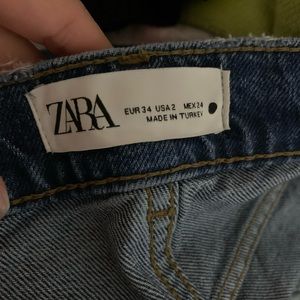 WORN ONCE Zara 90’s full length jeans